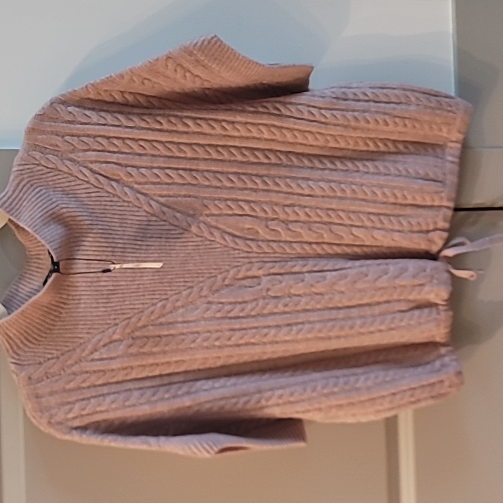 Express cable knit shirt sleeve sweater